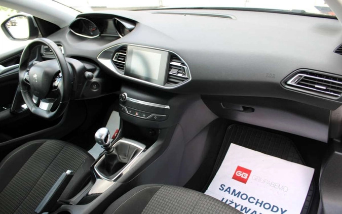 Peugeot 308 cena 47900 przebieg: 133803, rok produkcji 2019 z Zawichost małe 466